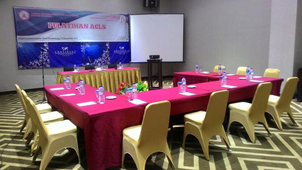Continent Centrepoint Panakkukang Makassar Bagian luar foto