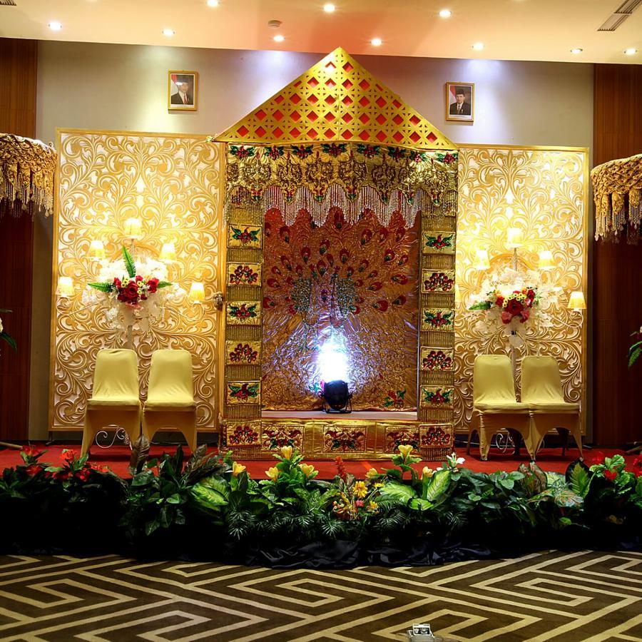 Continent Centrepoint Panakkukang Makassar Bagian luar foto